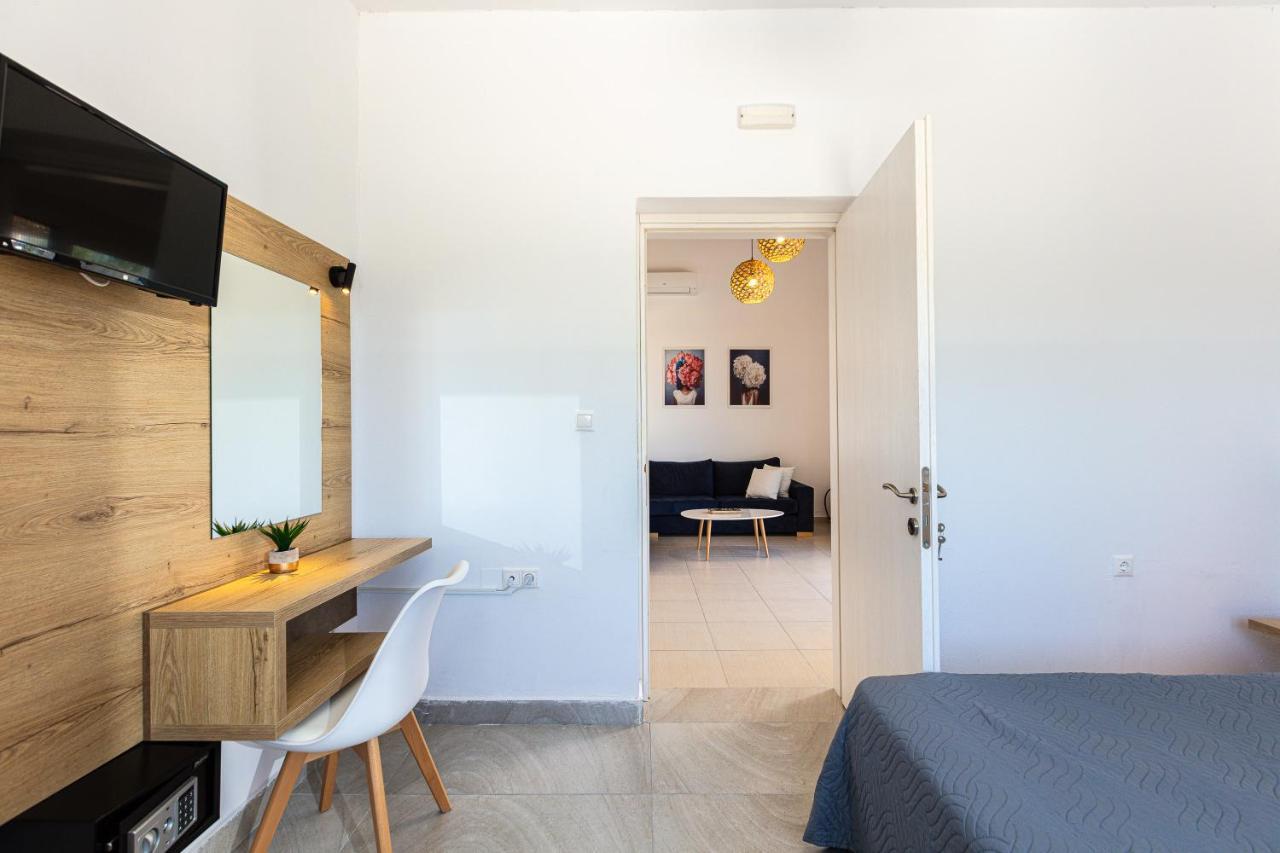 Gramvella Resort Adelianos Kampos Ngoại thất bức ảnh